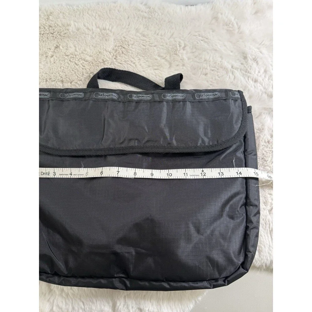 Lesportsac Computer Tablet Case Black Classic Minimalist Padded Nylon EUC